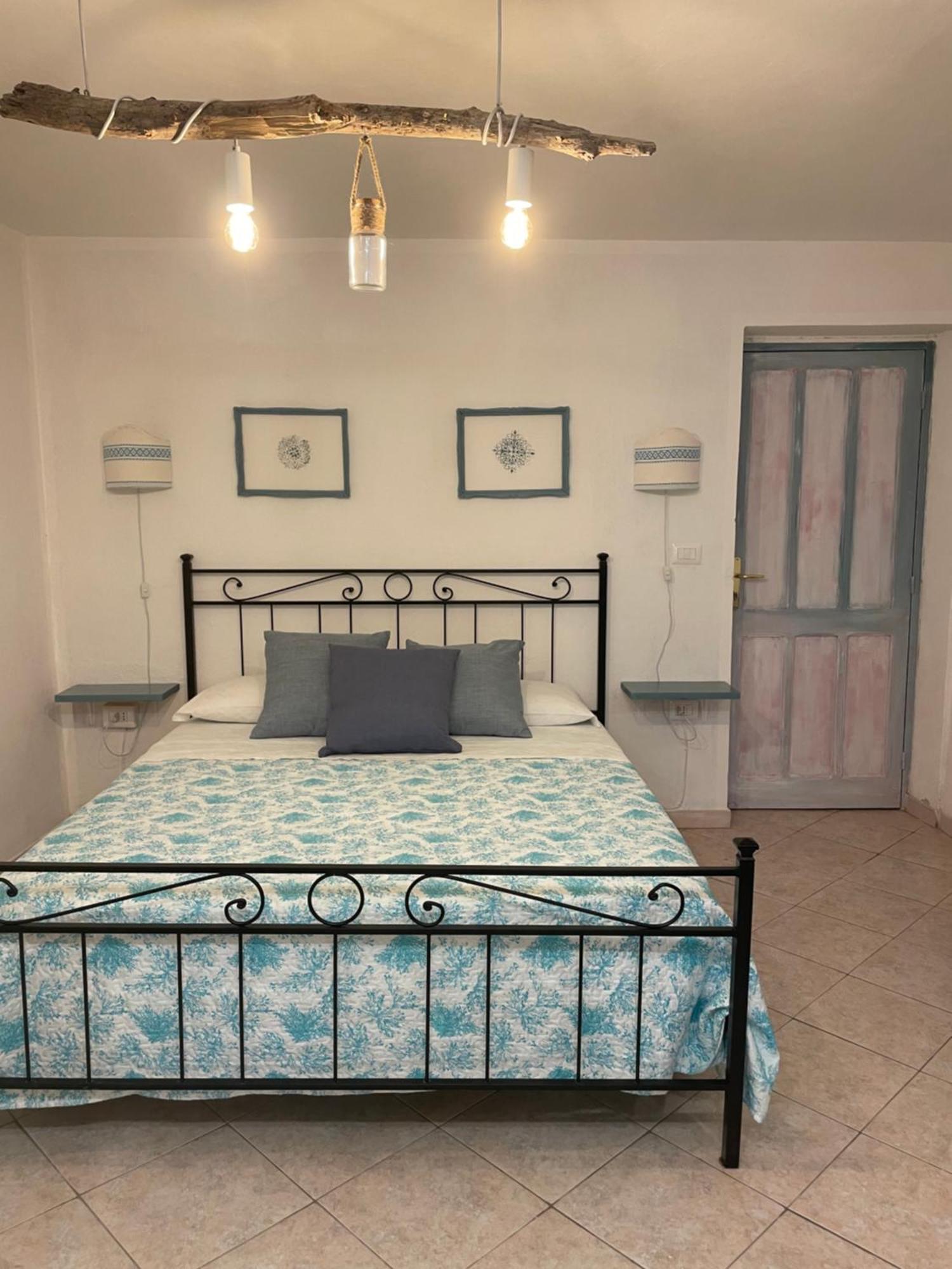 Vittorina'S Home Sorso Bagian luar foto